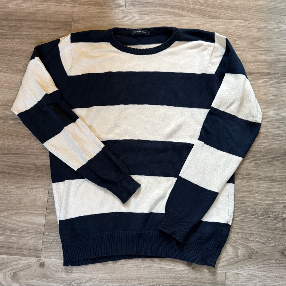 Brandy Melville Striped Blue and White Sweater